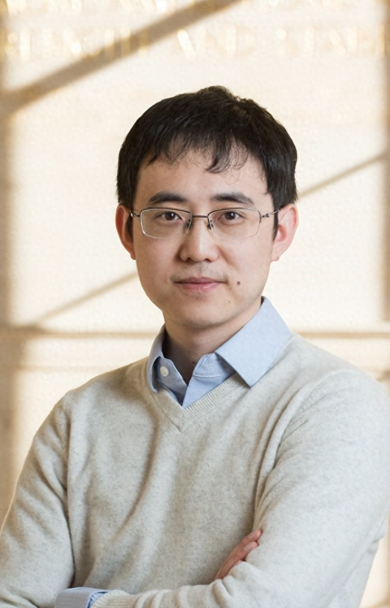 MIT中国学者发现兼具磁性、手性、超导性的新量子态