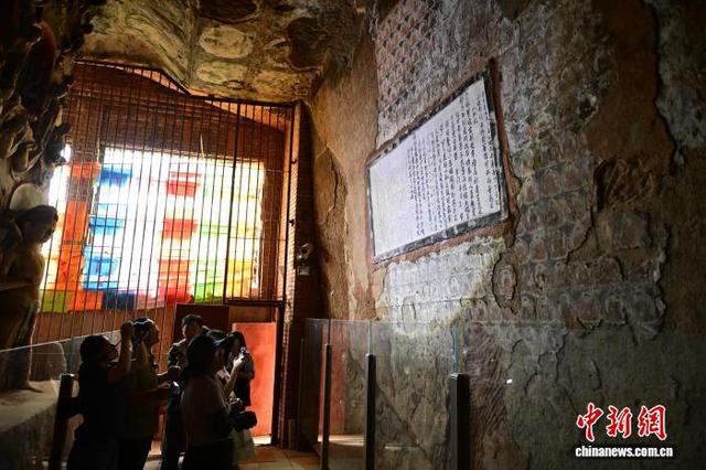 图为金塔寺石窟内景。高莹 摄