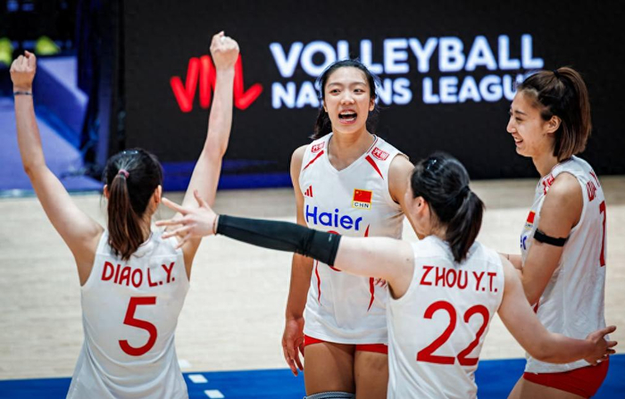 世联赛悲喜夜！3-2,3-0 决赛对阵出炉 中国女排完败出局 原因揭晓