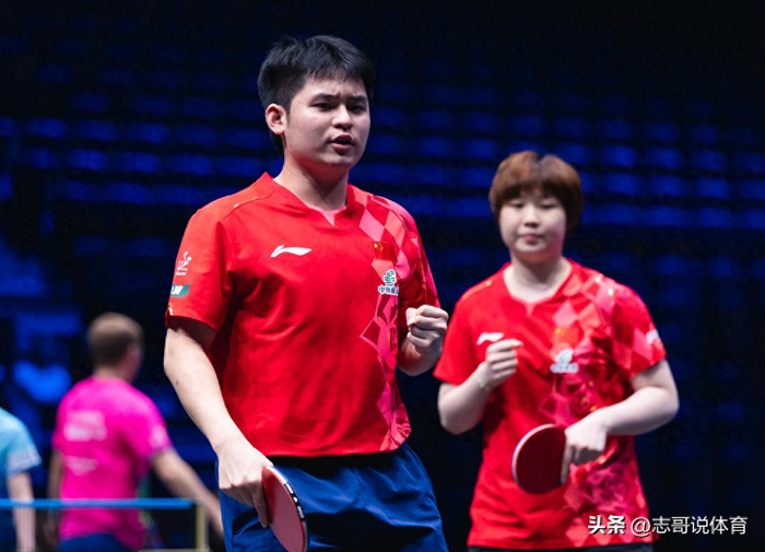 我们赢了！国乒独苗3-0晋级决赛 张本美和3-0：2