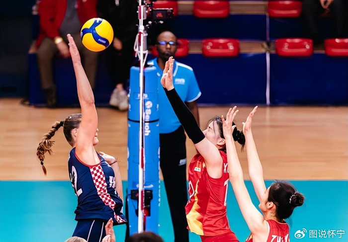 拒绝让2追3！U17女排上演绝境大翻盘，3-2 力克克罗地亚闯入四强